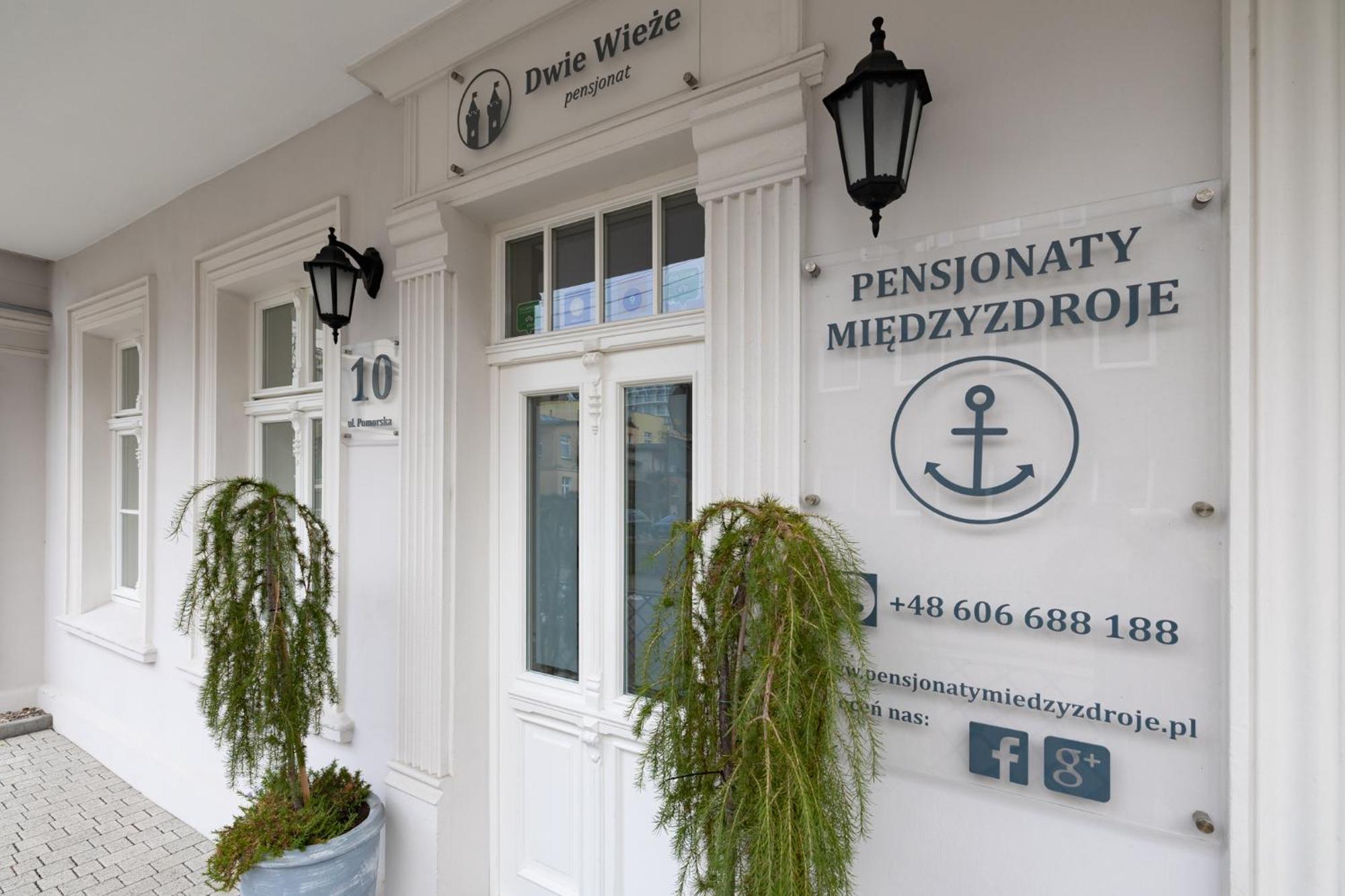 Dwie Wieze Miedzyzdroje Esterno foto