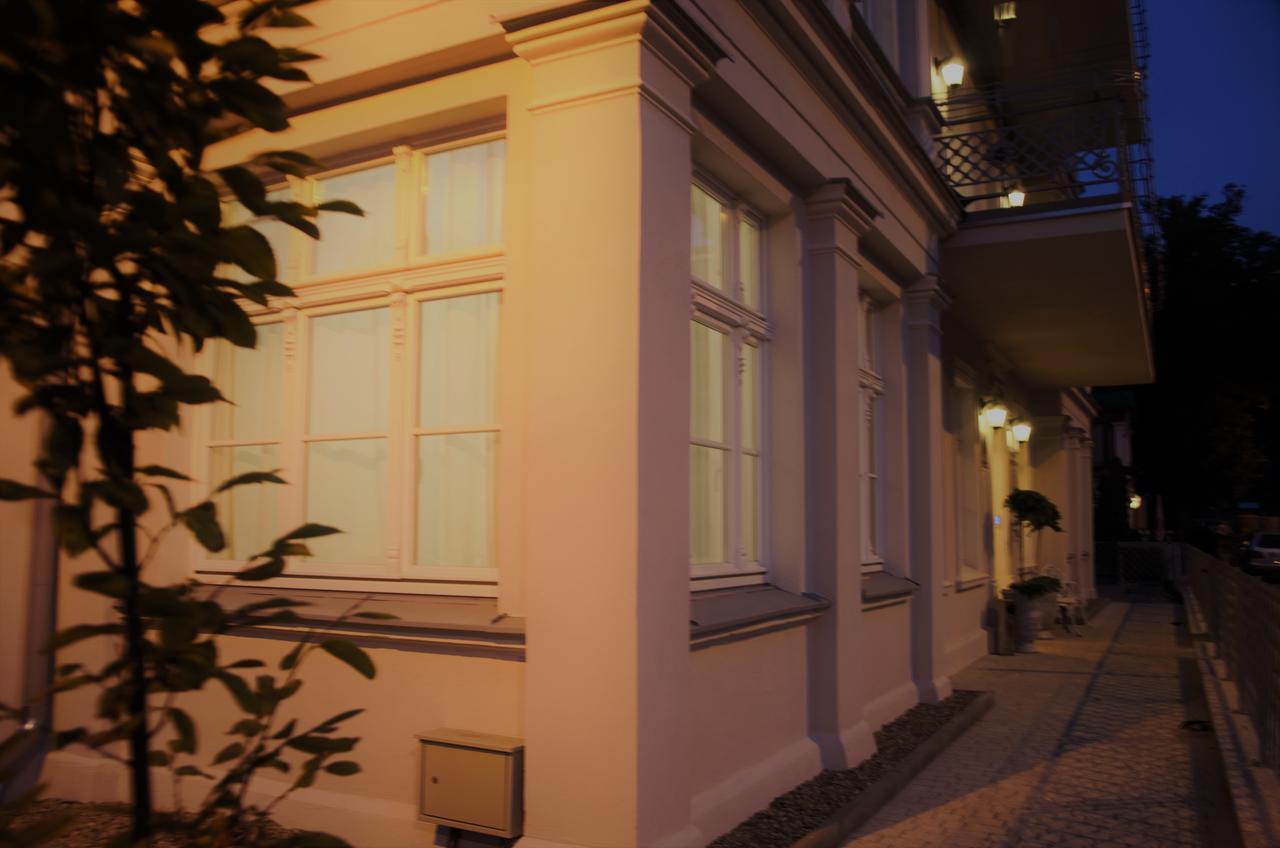Dwie Wieze Miedzyzdroje Esterno foto